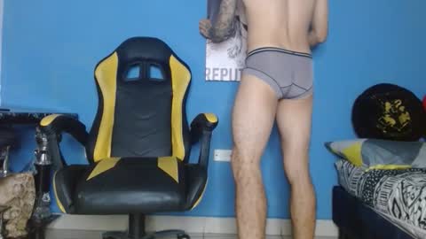 ricardo_big_cock online show from March 17, 2026, 11:35 am