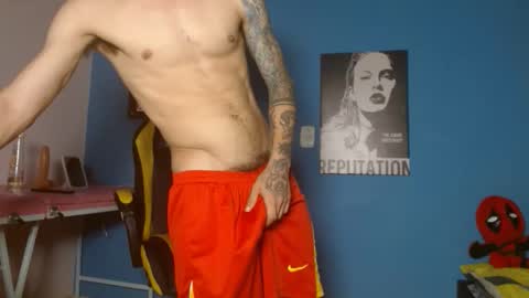 Snapshot of ricardo_big_cock chatting on April 6, 2026, 11:27 pm ricardo_big_cock online show from April 6, 2026, 11:27 pm