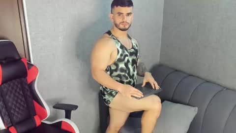 Snapshot of ricardogonzalez666 chatting on January 18, 2025, 12:46 am ricardogonzalez666 online show from January 18, 2025, 12:46 am