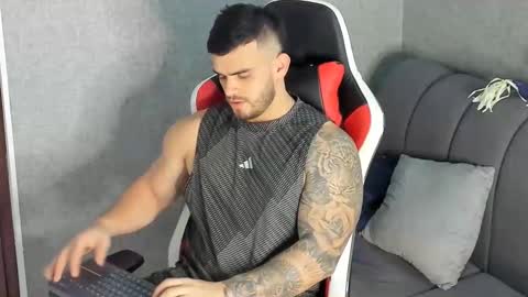 Snapshot of ricardogonzalez666 chatting on January 23, 2025, 12:04 am ricardogonzalez666 online show from January 23, 2025, 12:04 am