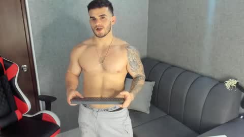 Snapshot of ricardogonzalez666 chatting on February 18, 2025, 9:31 pm ricardogonzalez666 online show from February 18, 2025, 9:31 pm