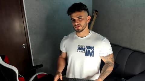 Snapshot of ricardogonzalez666 chatting on October 1, 2025, 11:55 pm ricardogonzalez666 online show from October 1, 2025, 11:55 pm