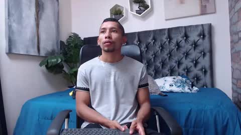 Snapshot of richar_voller chatting on January 19, 2025, 12:28 pm richar_voller online show from January 19, 2025, 12:28 pm