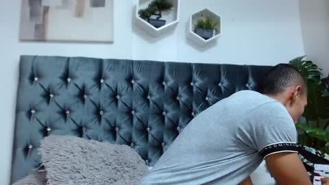 Snapshot of richar_voller chatting on February 1, 2025, 2:24 pm richar_voller online show from February 1, 2025, 2:24 pm