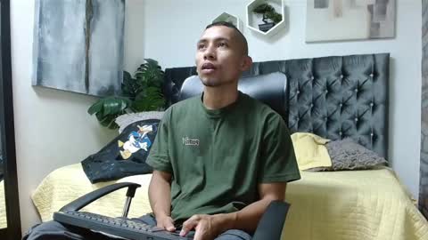 Snapshot of richar_voller chatting on February 13, 2025, 11:17 am richar_voller online show from February 13, 2025, 11:17 am