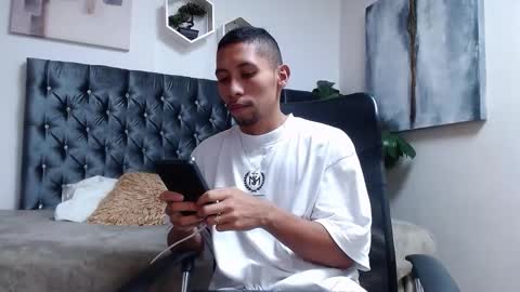 Snapshot of richar_voller chatting on September 29, 2025, 11:15 am richar_voller online show from September 29, 2025, 11:15 am