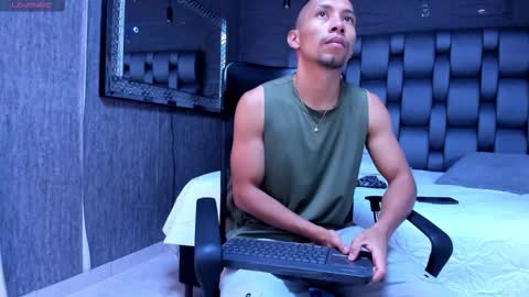 Snapshot of richar_voller chatting on October 22, 2025, 11:21 am richar_voller online show from October 22, 2025, 11:21 am