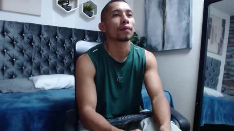 Snapshot of richar_voller chatting on November 11, 2025, 11:32 am richar_voller online show from November 11, 2025, 11:32 am