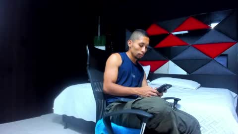 richar_voller online show from May 11, 2026, 11:27 am