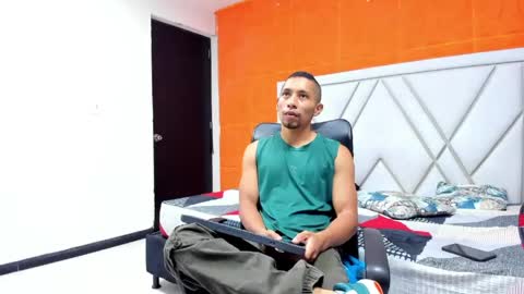 richar_voller online show from May 18, 2026, 11:38 am