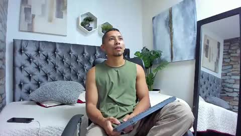 richar_voller online show from July 17, 2026, 11:28 am