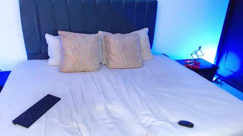 Snapshot of richard_carter_ chatting on February 27, 2025, 3:36 am Richard online show from February 27, 2025, 3:36 am