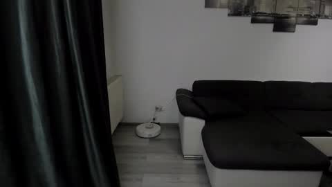 RichardDarell online show from November 4, 2025, 5:28 am