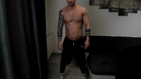 RichardDarell online show from July 2, 2026, 5:24 am