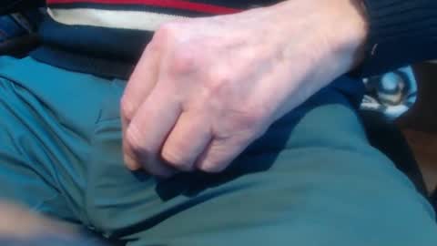 Snapshot of richarder7 chatting on February 12, 2025, 4:11 pm richarder7 online show from February 12, 2025, 4:11 pm