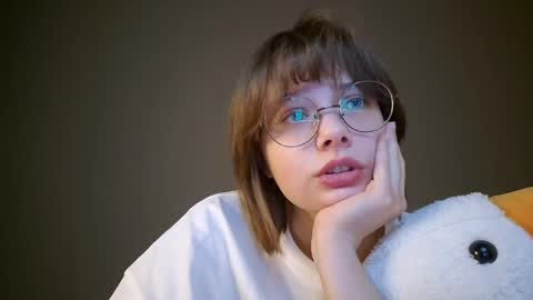 Luna online show from April 29, 2026, 6:36 pm