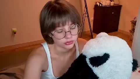 Luna online show from July 24, 2026, 7:12 pm