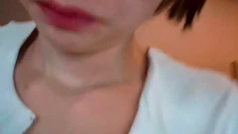 Luna online show from August 2, 2026, 6:39 pm