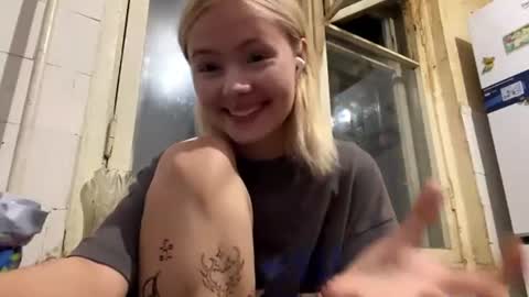 Snapshot of richellearmentrout chatting on July 21, 2026, 7:49 pm jenny online show from July 21, 2026, 7:49 pm