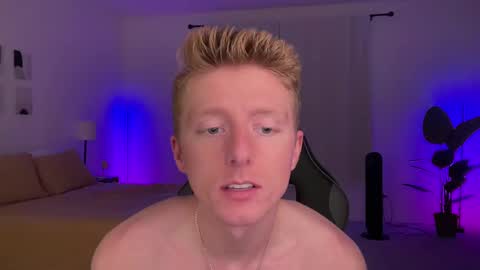 Snapshot of richiewest chatting on February 19, 2025, 12:14 am Richie online show from February 19, 2025, 12:14 am