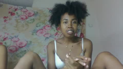Snapshot of richimelaa chatting on May 18, 2026, 5:30 pm richimelaa online show from May 18, 2026, 5:30 pm
