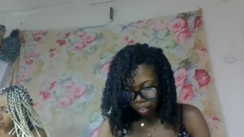 Snapshot of richimelaa chatting on May 20, 2026, 11:33 pm richimelaa online show from May 20, 2026, 11:33 pm
