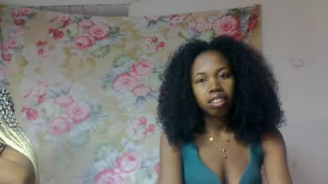 Snapshot of richimelaa chatting on May 23, 2026, 1:37 pm richimelaa online show from May 23, 2026, 1:37 pm