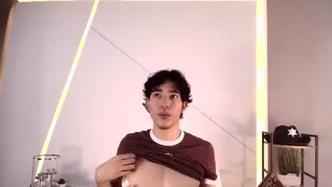 rick_flame06 online show from June 13, 2026, 1:31 pm