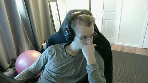 rickgosling online show from December 18, 2025, 4:24 pm