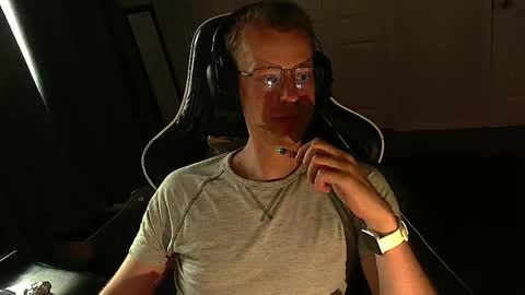Snapshot of rickgosling chatting on May 27, 2026, 1:57 am rickgosling online show from May 27, 2026, 1:57 am