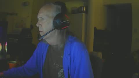 Snapshot of rickl56 chatting on October 24, 2025, 12:30 am rickl56 online show from October 24, 2025, 12:30 am