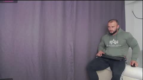 rickymiami1 online show from October 16, 2025, 6:31 pm