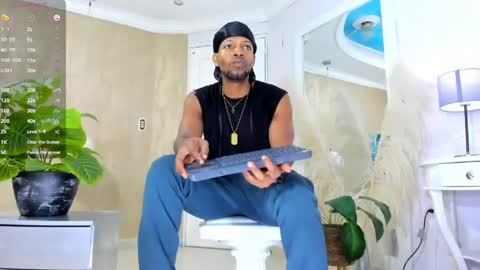 Snapshot of ricobrown777 chatting on May 14, 2026, 4:08 am RicoBrowm online show from May 14, 2026, 4:08 am