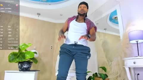 Snapshot of ricobrown777 chatting on May 18, 2026, 4:07 am RicoBrowm online show from May 18, 2026, 4:07 am