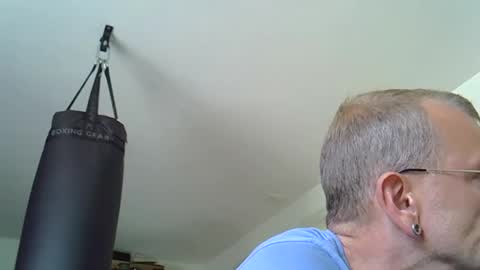 Snapshot of ricogumpi chatting on May 9, 2026, 10:31 am ricogumpi online show from May 9, 2026, 10:31 am