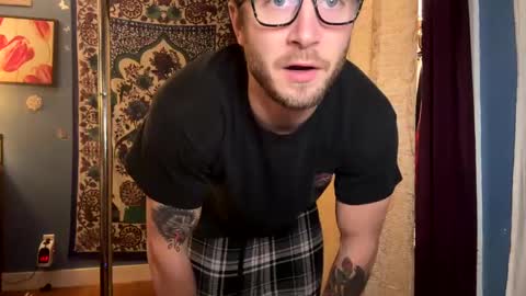 ricracks11 online show from January 19, 2025, 3:50 am