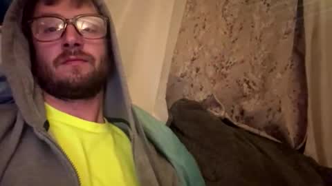 ricracks11 online show from April 14, 2026, 12:16 am