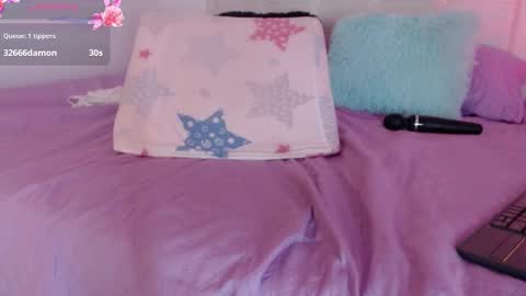 Snapshot of rihana_hot01 chatting on January 9, 2025, 5:44 am ri ri online show from January 9, 2025, 5:44 am