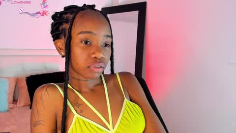 Snapshot of rihana_hot01 chatting on February 6, 2025, 4:42 am ri ri online show from February 6, 2025, 4:42 am