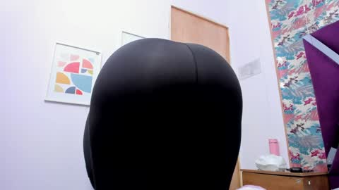 Snapshot of rihanna_abiodun chatting on February 26, 2025, 12:49 am Rihanna Abiodun online show from February 26, 2025, 12:49 am