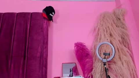 Snapshot of rihanna_hotx chatting on September 26, 2025, 4:27 am Rihanna hotx online show from September 26, 2025, 4:27 am