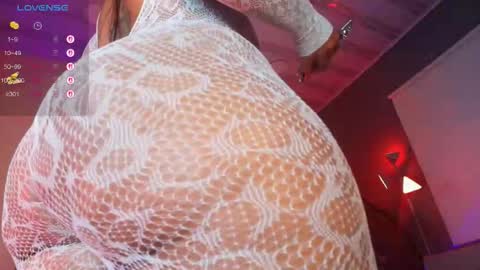 Snapshot of rihanna_rose chatting on November 21, 2025, 8:24 am Riha online show from November 21, 2025, 8:24 am