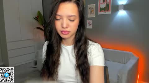 Riko Asada online show from February 8, 2026, 7:34 am