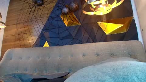 kamila online show from October 30, 2025, 8:09 pm