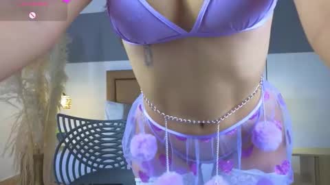 Snapshot of riley_sierra chatting on February 8, 2025, 12:28 pm Riley Sierra online show from February 8, 2025, 12:28 pm