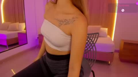 Riley Sierra online show from June 25, 2026, 1:04 pm