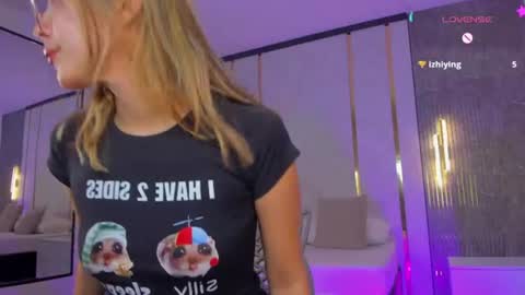 Riley Sierra online show from July 20, 2026, 1:24 pm