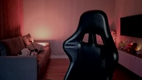 rileymee online show from April 25, 2026, 1:08 am