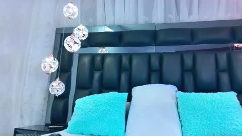 Riley online show from February 11, 2026, 11:59 am