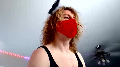 TheRealCatNoir online show from June 4, 2026, 7:09 pm